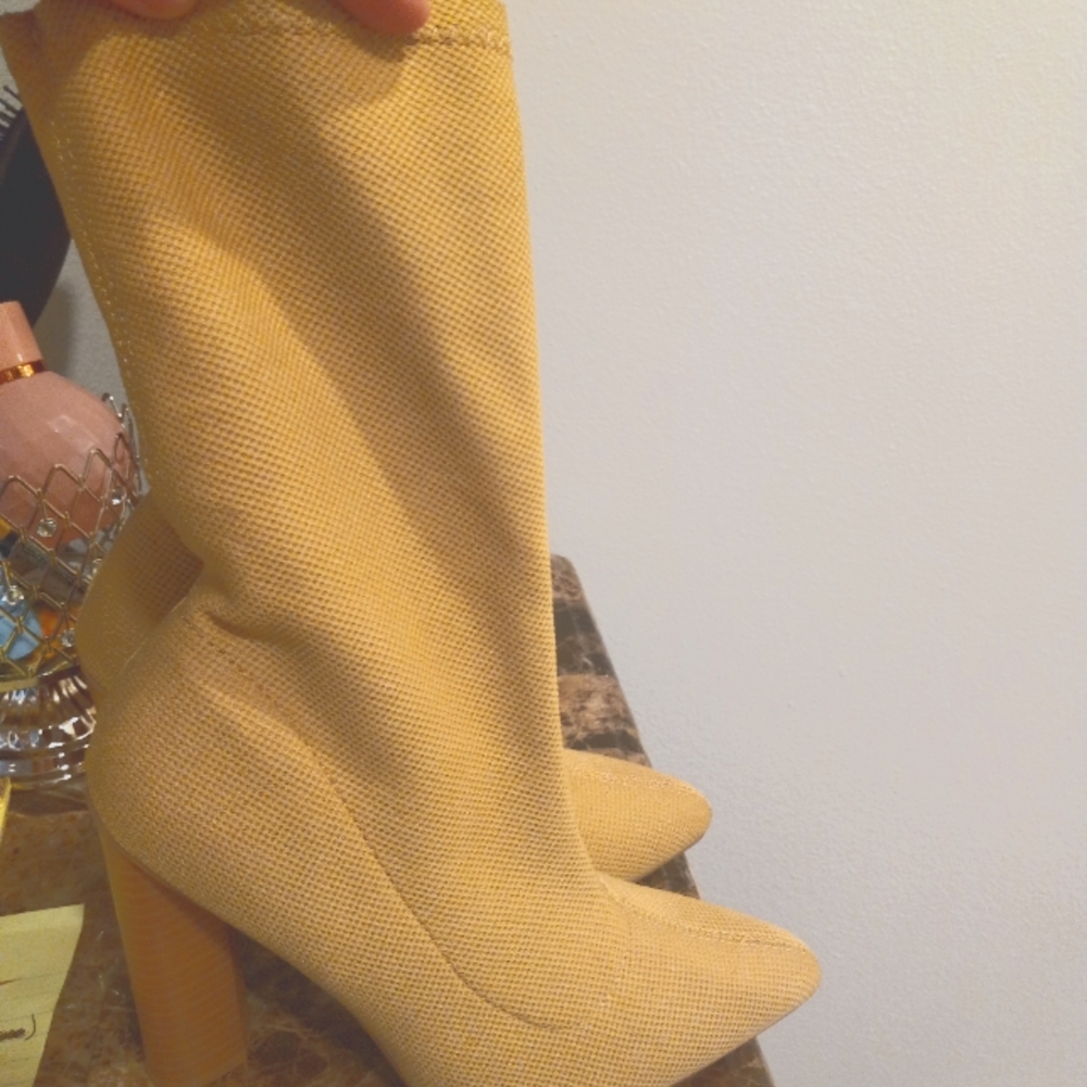 Qupid Boots